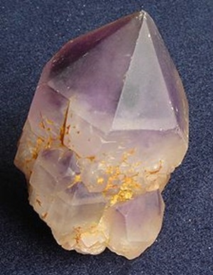 Кристалл аметиста